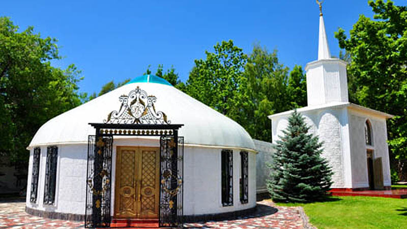 Культурный центр «Рух-Ордо» имени кыргызского писателя Чингиза Айтматова